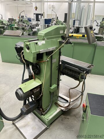 Universal milling machine from a school! Deckel FP1