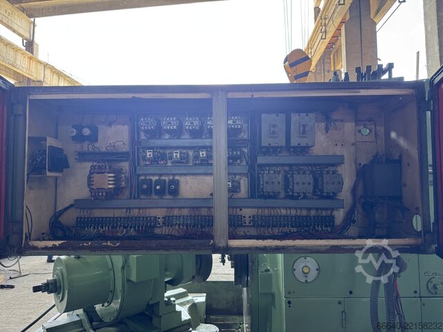 Spiral bevel gear generator Saratov 5C280P