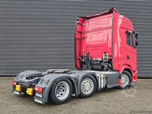 Volume transport Scania S580 V8 / 6x2/4 / MEGA / LOWDECK