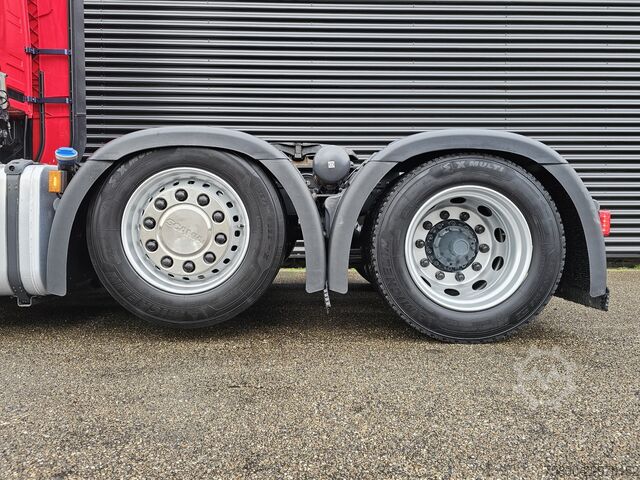 Volume transport Scania S580 V8 / 6x2/4 / MEGA / LOWDECK