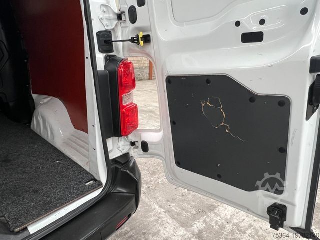 Panel van OPEL Vivaro 2.0 CdTi Lang Doppelkabine 6 Sitze Lkw