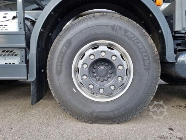 Skip truck Iveco T WAY 450 BENNE RONDE
