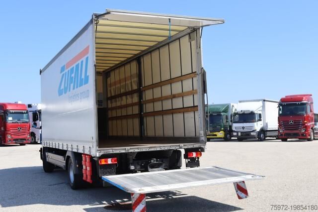Flatbed truck with tarp Atego 1230 L Curtainsider