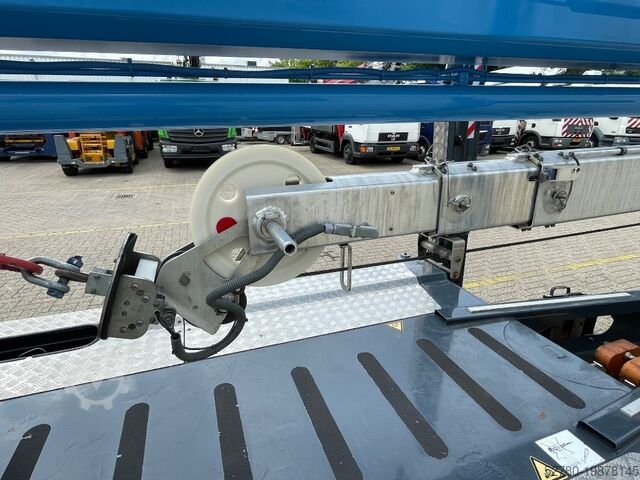 All terrain crane Böcker AHK 30/1500