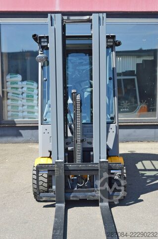 Gabelstapler Jungheinrich EFG 320