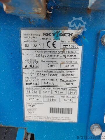 Scissor lift SkyJack SJIII 3219