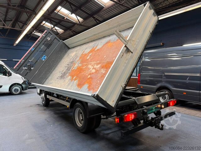 Tipper van MITSUBISHI Fuso Canter 7C18 3 Seiten Kipper Klima LED AHK