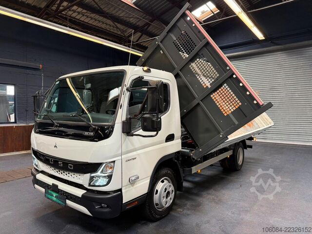 Tipper van FUSO Canter 7C18 3 Seiten Kipper Klima LED SPUR AHK