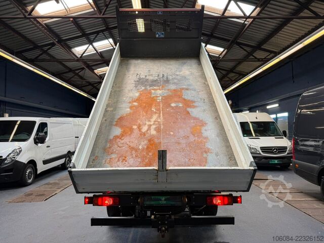 Tipper van FUSO Canter 7C18 3 Seiten Kipper Klima LED SPUR AHK