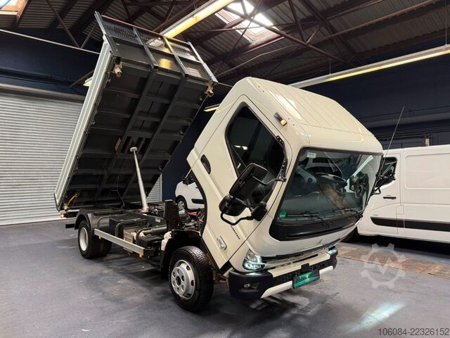 Tipper van FUSO Canter 7C18 3 Seiten Kipper Klima LED SPUR AHK