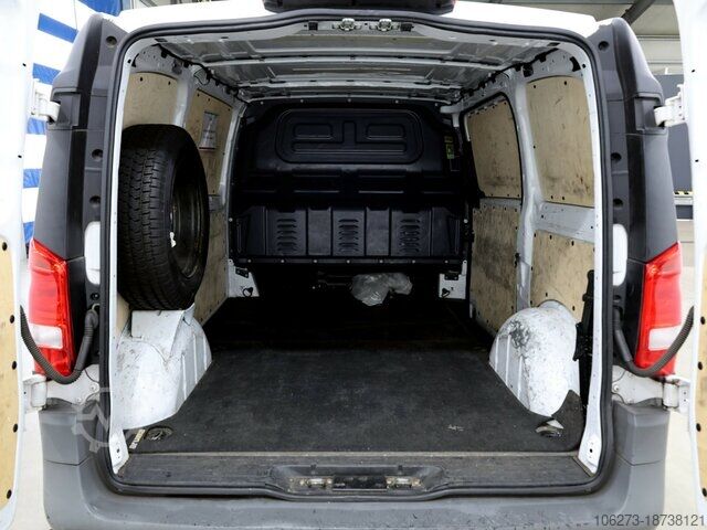 Sonderausbau-Transporter Mercedes-Benz Vito114 KA Kompakt ,Klima,Kamera,Tempomat