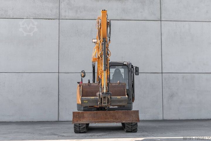 Midi excavator CASE CX 85 D SR