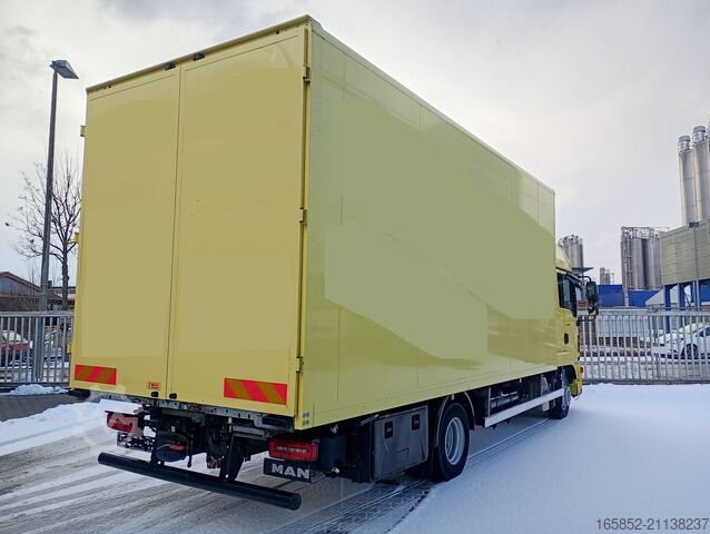 Koffer MAN Koffer 8.220 TGL Euro 6 2X Schlafplatz AHK