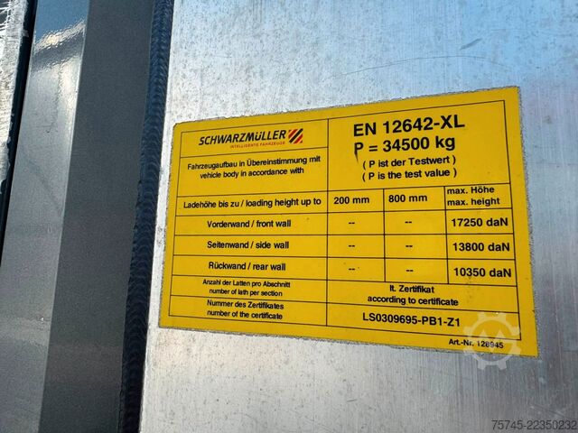 Semitrailer SCHWARZMÜLLER SCHUBBODEN*SAF*LIFTACHSE*WENIG BENUTZT*METALIC*