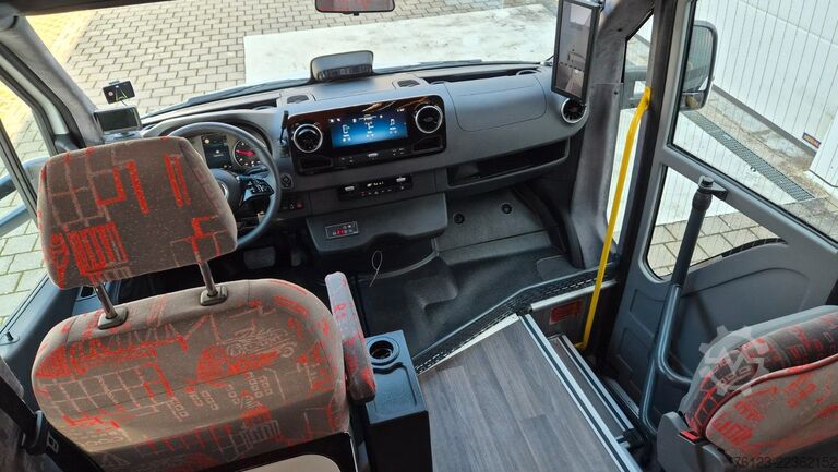 Minibus MERCEDES-BENZ 30 Sitzer Schul- Transferbus 519 Vorlauffahrzeug
