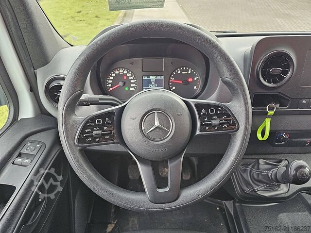 Hochdachkombi MERCEDES-BENZ SPRINTER 311 CDI 37 L2H2