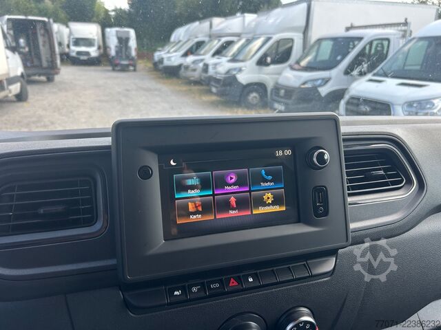 Transporter mit Koffer RENAULT Master Koffer+LBW*Navi*Klima*Kamera*wie NEU*