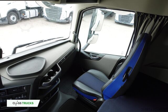 Standard tractor unit VOLVO FH 500 Globetrotter XL