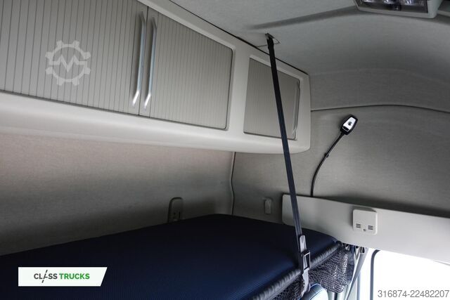 Standard tractor unit VOLVO FH 500 Globetrotter XL