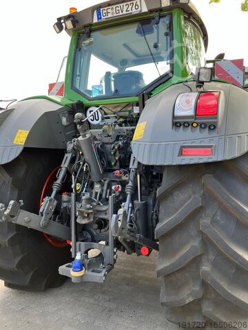 Traktoren (Schlepper) Fendt 826 Vario S4 ProfiPlus