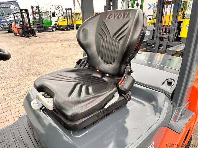 4-wheel forklift Toyota 52-8FDJF35 / DIESEL / 2016 / 2096 HOURS