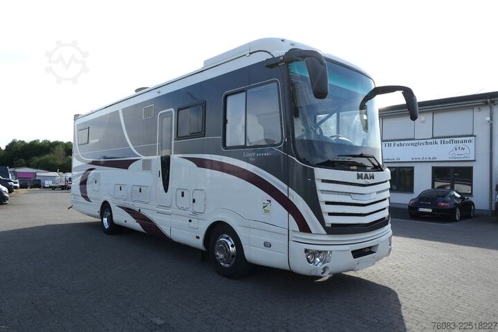 Integriertes Wohnmobil CONCORDE Liner Plus 1000G MAN TGM 15.290 SmartGarage3 Bar