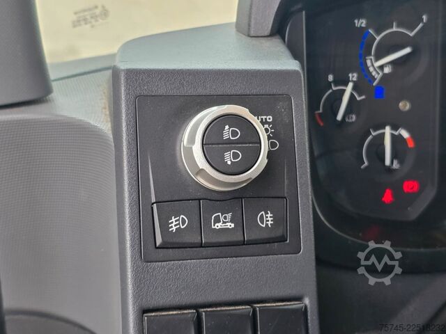 Standard SZM RENAULT T 520 * ACC * KLIMAAUT. * SPURHALTE *