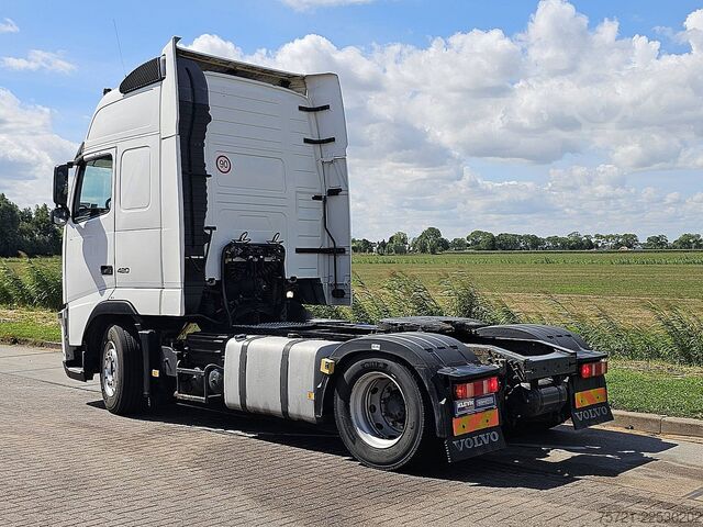 Standard-SZM VOLVO FH 13.420 globe XL