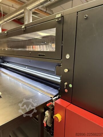Hybrider 2,5-Meter-UV-LED-Digitaldrucker AGFA Jeti Tauro H2500 LED