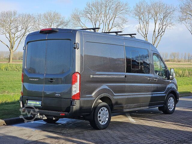 High-roof van FORD TRANSIT 2.0 L3H2 CarPlay Xenon!