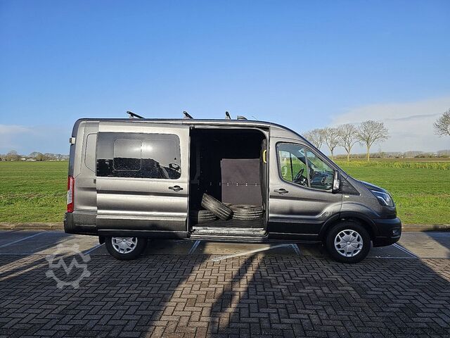 High-roof van FORD TRANSIT 2.0 L3H2 CarPlay Xenon!
