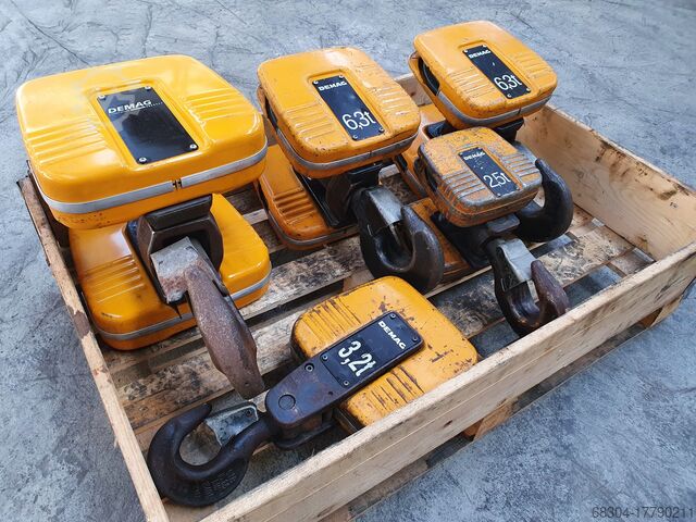 DEMAG hook block / crane hook / hook DEMAG 2,5 ton / 6,3 ton / 25 ton