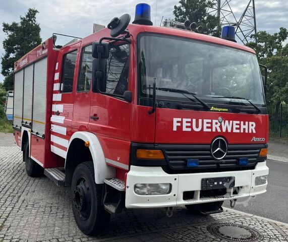 Feuerwehrfahrzeug Mercedes-Benz ATEGO 1328AF Allrad HLF 20 Löschfahrzeug