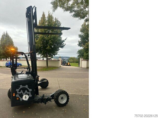 Front loader forklift Moffett M4 25.3 Mitnahmestapler