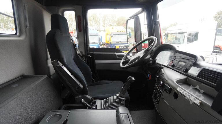 Crane truck MAN TGS 28.400 6X6 2 SIDE TIPPER WITH HMF 1643 CRAN...