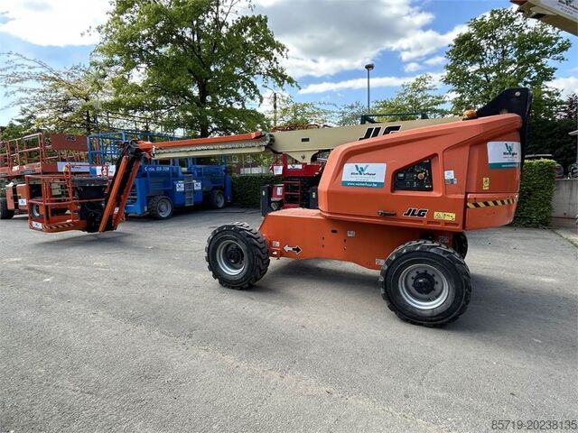 Telescopic boom lift JLG 460SJ (4568)