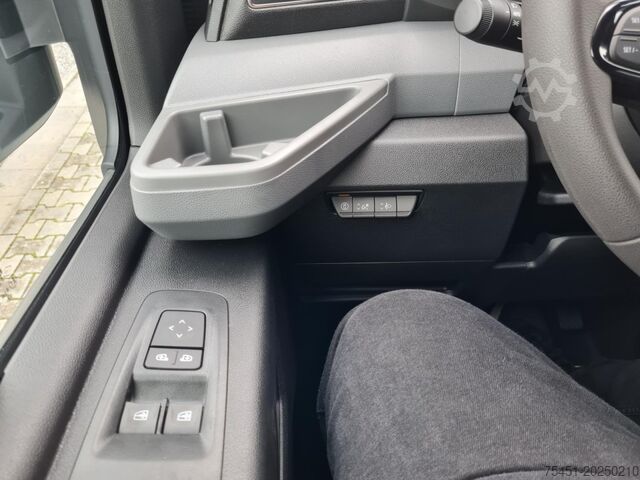Customized van Renault Master 3,5t Kasten dCi Doka L3H2 KLIMA TEMPOMAT
