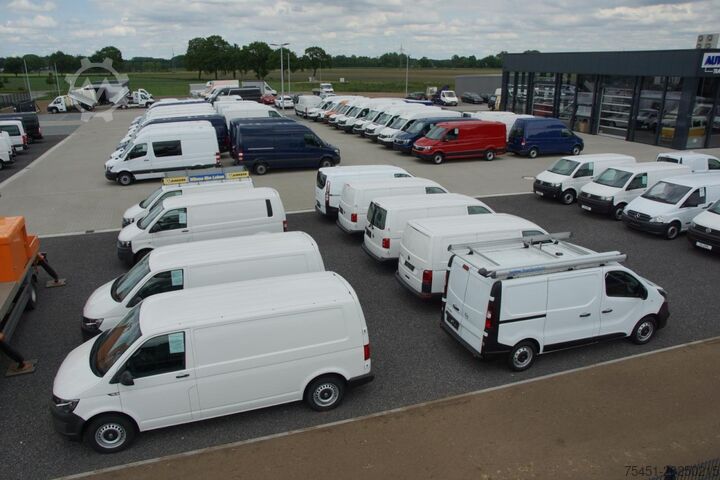 Transporter mit Pritsche & Plane Ford Transit 35 Pritsche Schiebe Plane TDCi L3 KLIMA