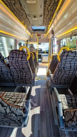 Minibus MERCEDES-BENZ 517 / 515 Frontniederflur mit  Ada Systeme