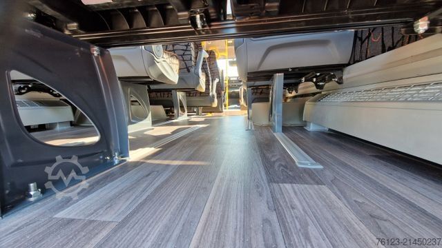 Minibus MERCEDES-BENZ 517 / 515 Frontniederflur mit  Ada Systeme