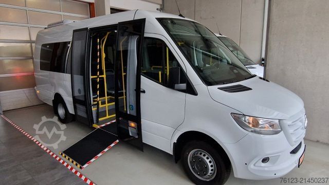 Minibus MERCEDES-BENZ 517 / 515 Frontniederflur mit  Ada Systeme