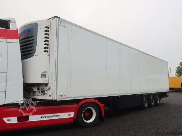 Reefer semitrailer Schmitz SKO 24 Schmitz S.CU Liftachse