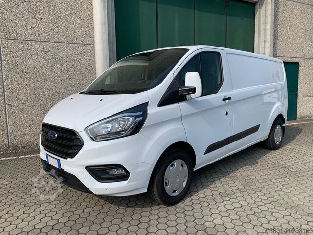 Panel van Ford Custom Passo lungo - Hybrid - Km 69.000 -