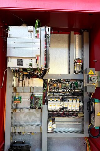 Vertikales Bearbeitungszentrum Emco Famup MCX 750