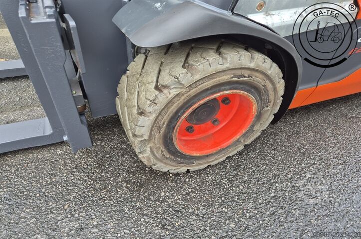 Electric 4-wheeler Linde E20L EVO