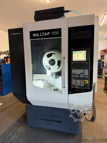 Universal machining center DMG MORI MillTap 700