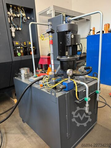 Universal machining center DMG MORI MillTap 700
