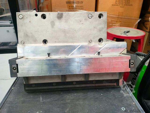 Glue-binding machine MÜLLER MARTINI Corona