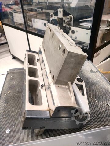 Glue-binding machine MÜLLER MARTINI Corona