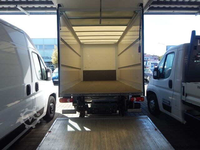 Transporter with box body – MEGA EQUIPMENT Peugeot Koffer LDB Ladebordwand 3,5t Boxer Standheizung+Navi+Kamera+Klimaauto